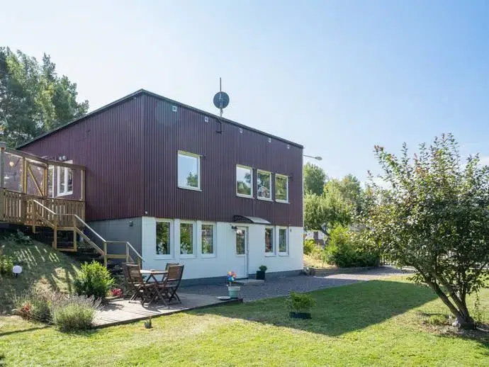 House, 6 rooms, 92 m²