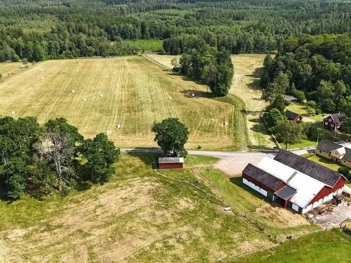 Bild 1 av 21 på Tormansbygd 1418