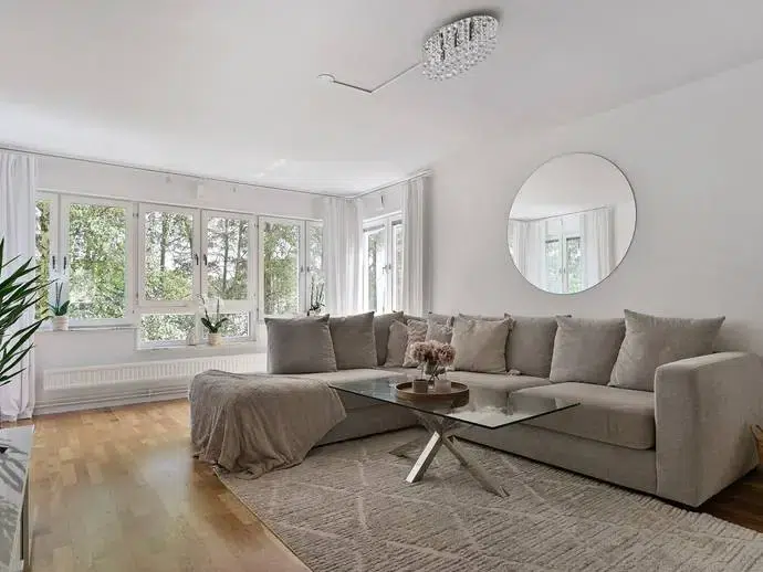 Apartment, 5 rooms, 113 m²