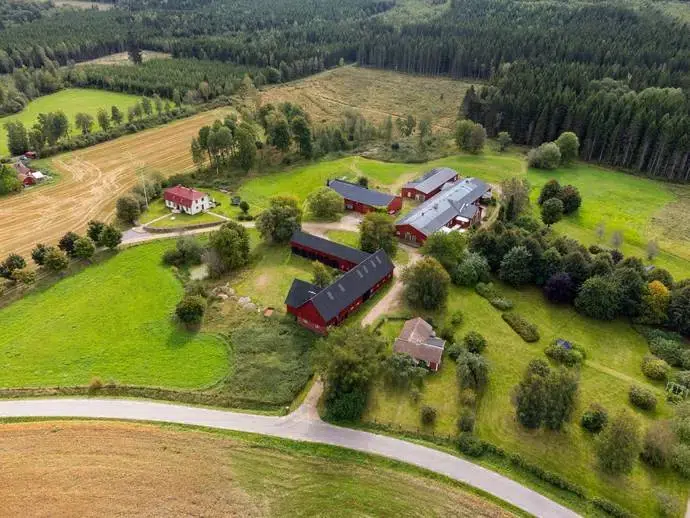 Lägenhet, 11 rum, 240 m²