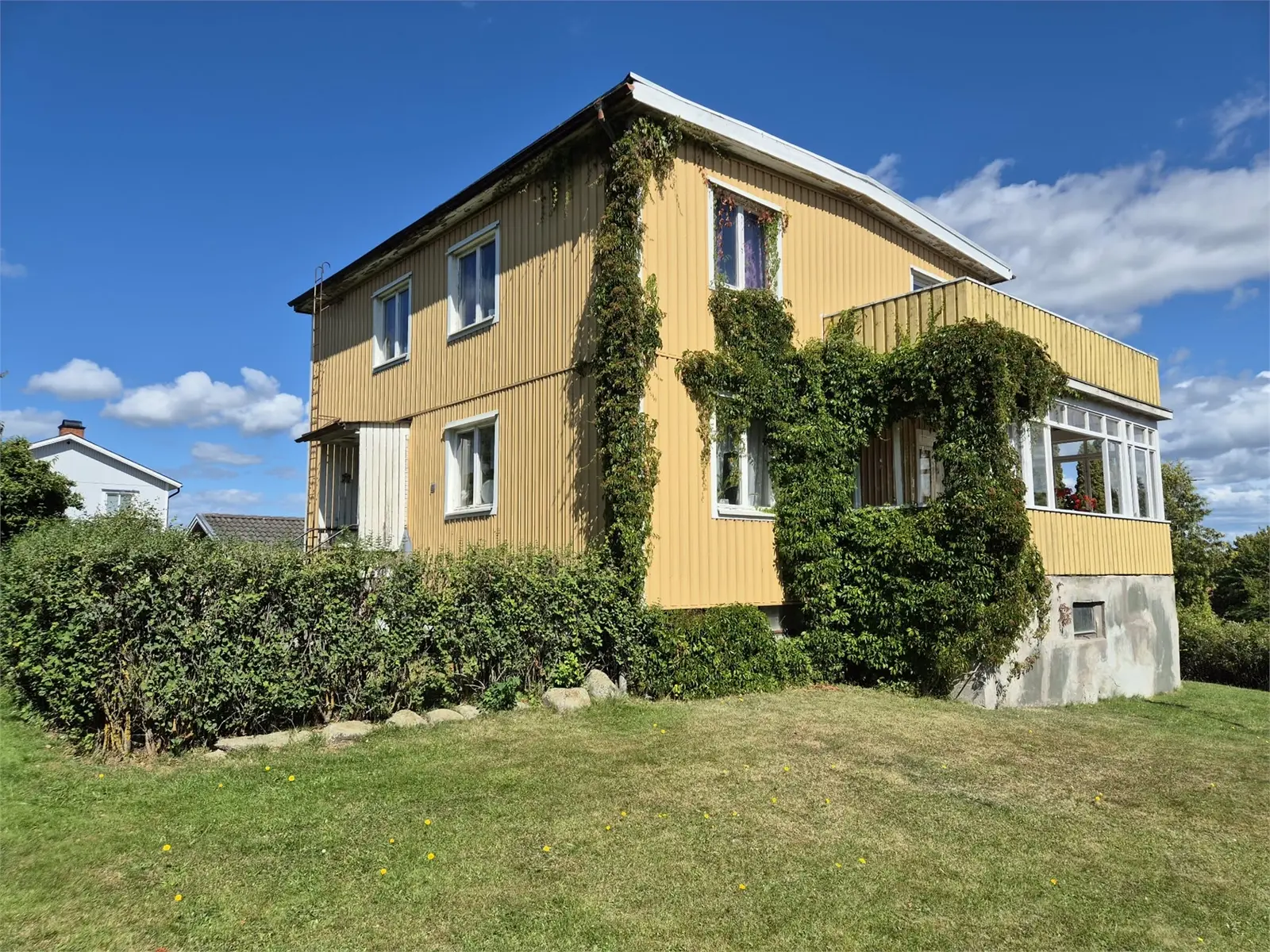 Bild 1 av 33 på Kärrgatan 16