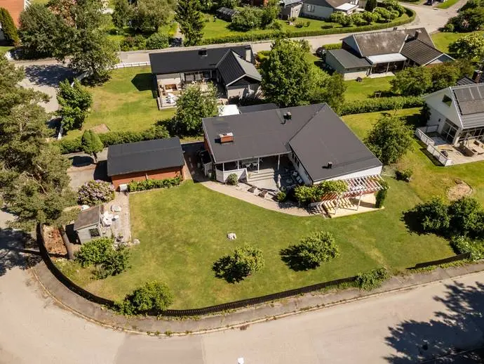 Bild 1 av 21 på Oxbärsgatan 6
