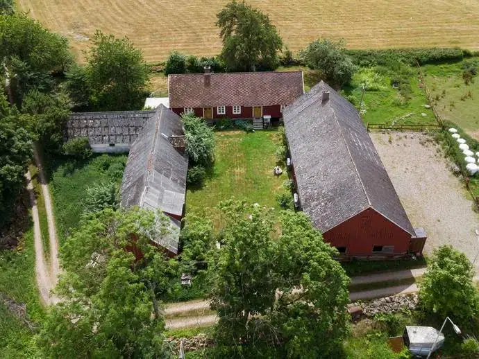 Apartment, 5 rooms, 184 m²