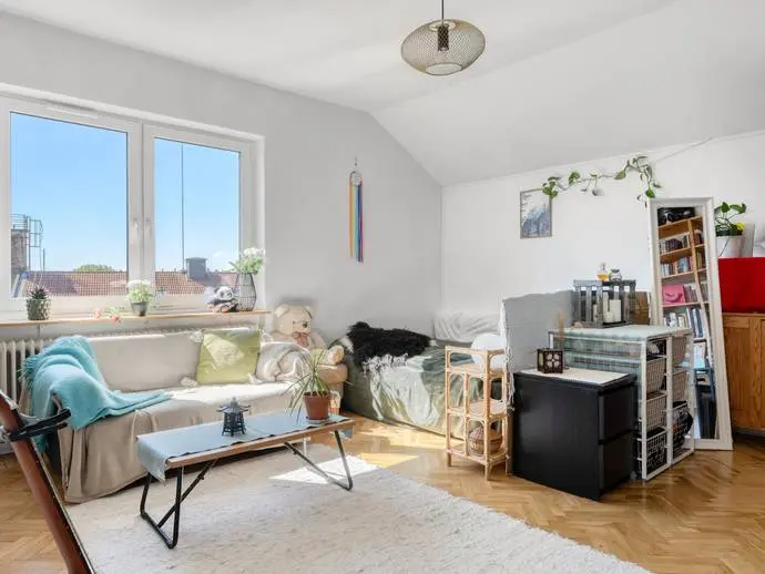 Bild 1 av 19 på Erikshällsgatan 8
