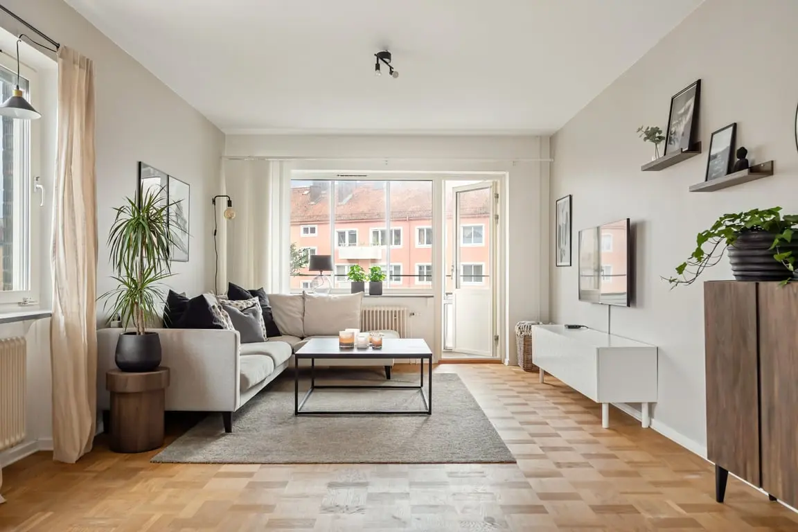 Image 1 of 21 of Malmögatan 3A