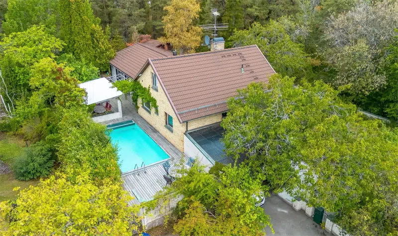House, 8 rooms, 190 m²