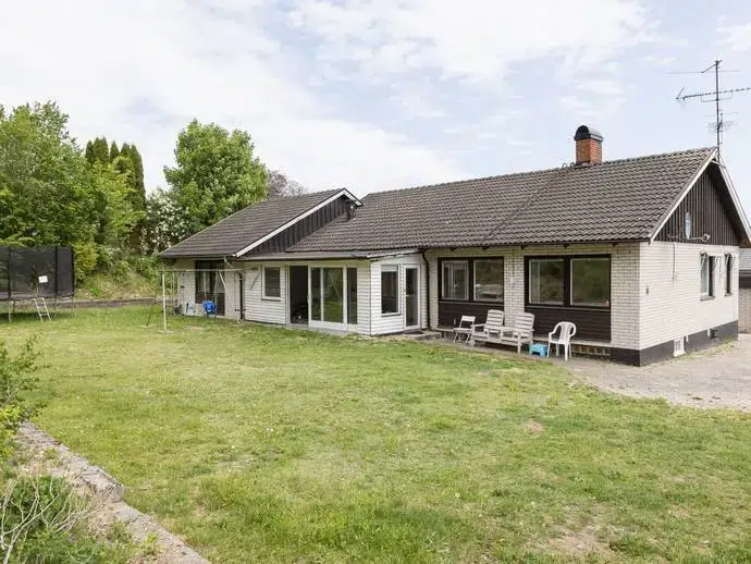 Villa, 6 rum, 140 m²