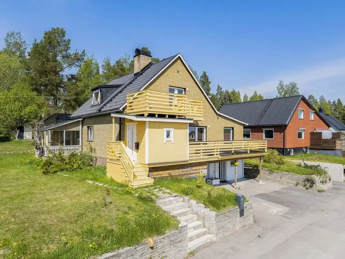 Image 1 of 21 of Ringvägen 7
