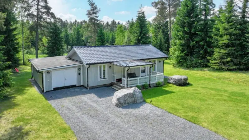 Fritidshus, 3 rum, 55 m² i Harbo