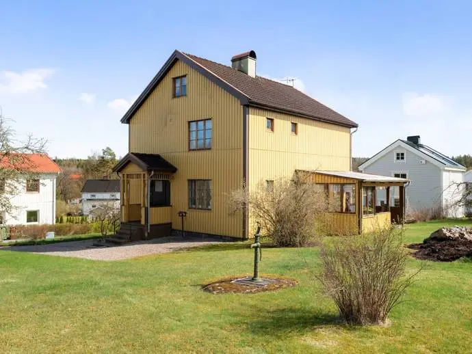 Bild 1 av 21 på Brovägen 16