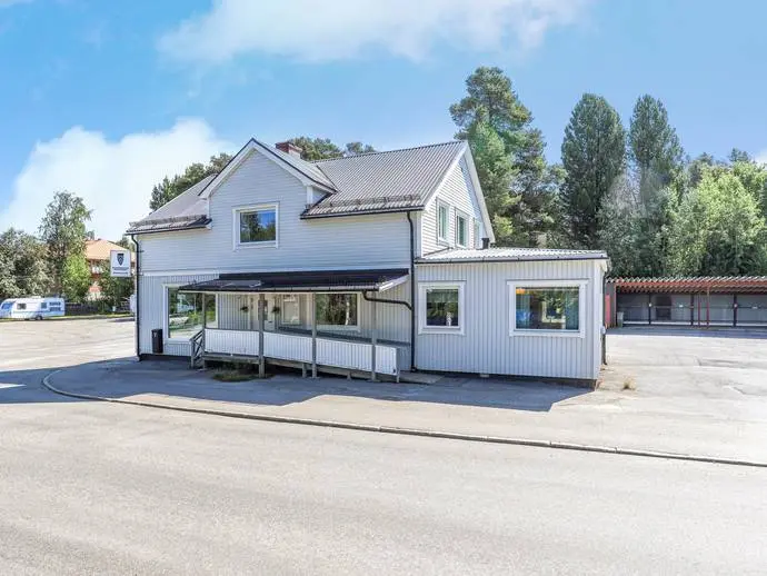Bild 1 av 21 på Järnvägsgatan 12