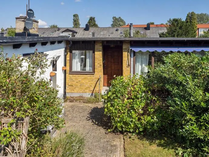 Bild 1 av 21 på Ängabäcksvägen 37