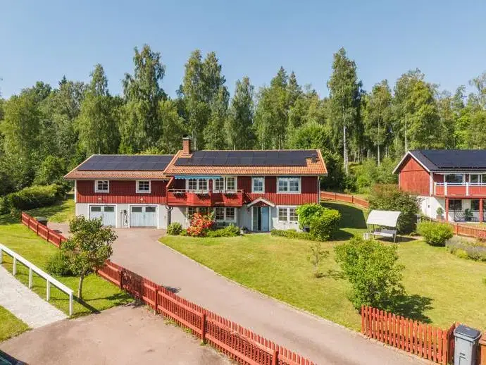 House, 6 rooms, 142 m²