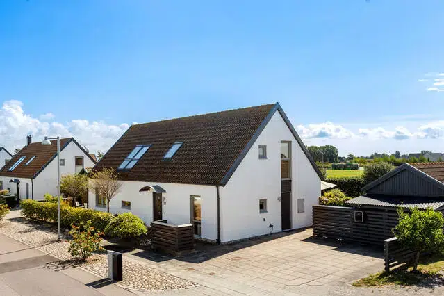 House, 8 rooms, 185 m² in Bunkeflostrand
