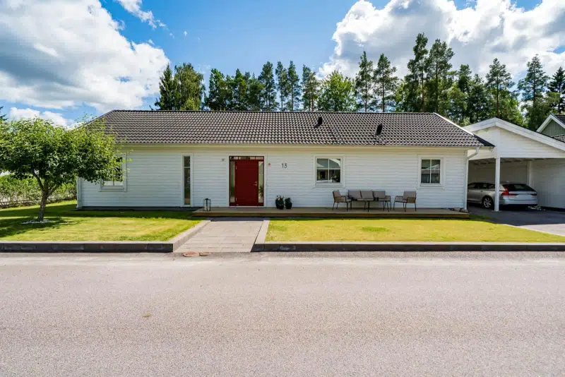 House, 7 rooms, 159 m² in Kumla