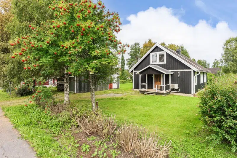 House, 5 rooms, 124 m² in Svenstavik