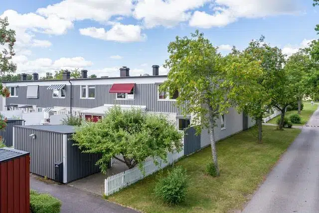 Semi-detached/terraced, 4 rooms, 93 m² in Linköping