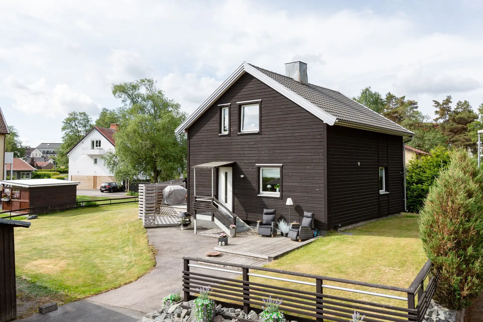 Bild 1 av 21 på Skogslundsvägen 4