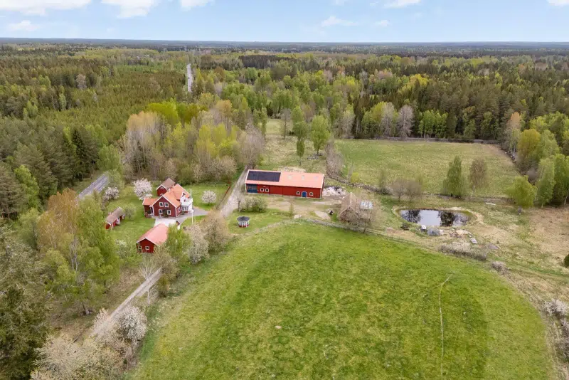 Gård, 5 rum, 177 m² i Nybro