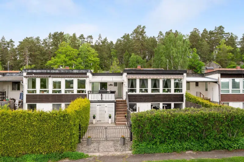 Par-/radhus, 7 rum, 100 m² i Flen