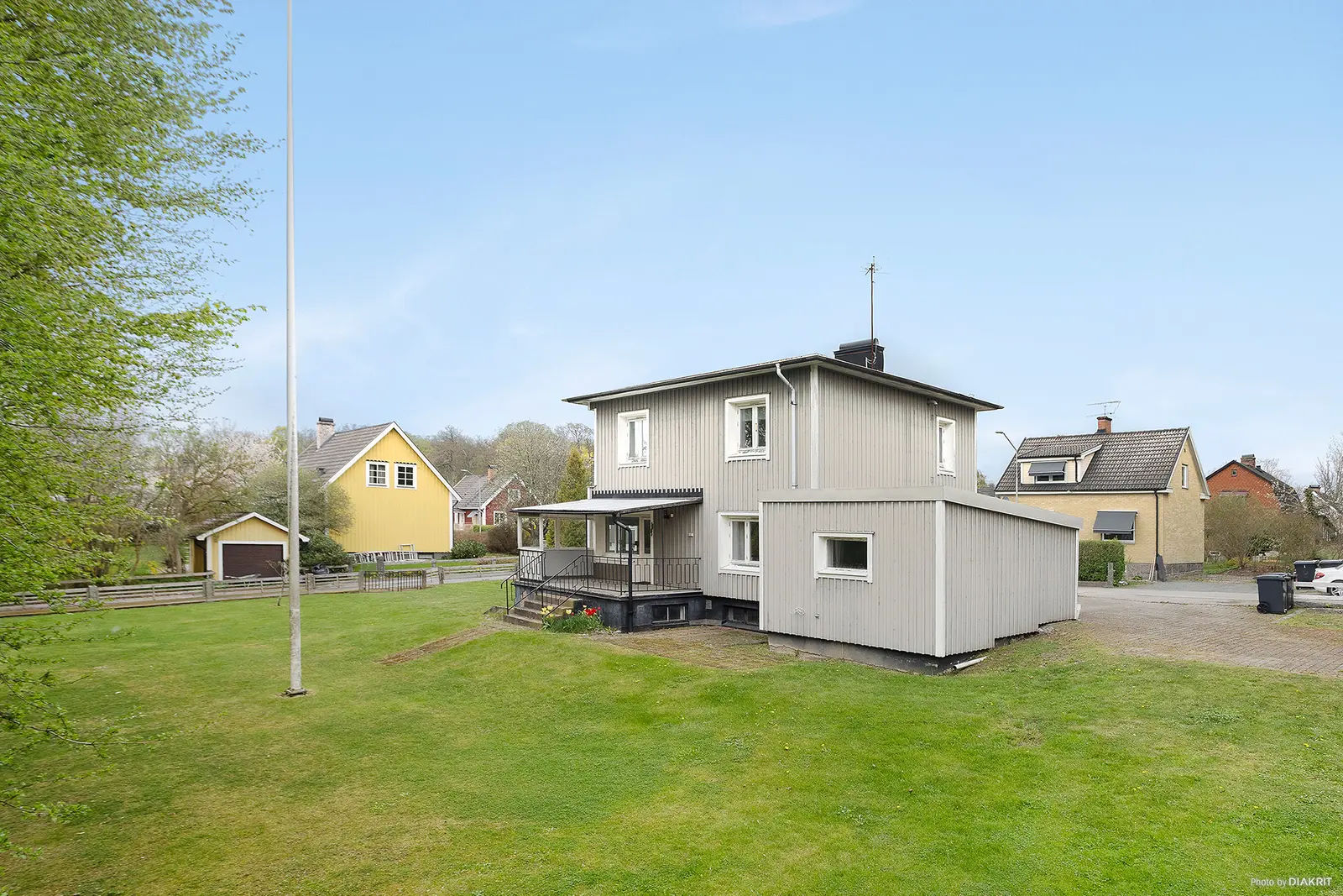 Bild 1 av 21 på Strömmarumsvägen 12