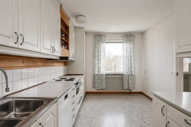 Lägenhet, 4 rum, 94 m² i Västernorrland