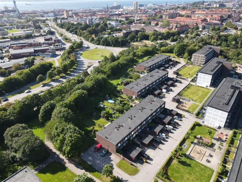 Semi-detached/terraced, 6 rooms, 127 m² in Helsingborg