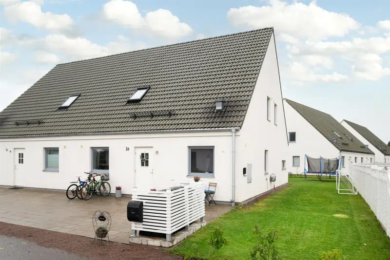 Semi-detached/terraced, 6 rooms, 135 m² in Nyvång