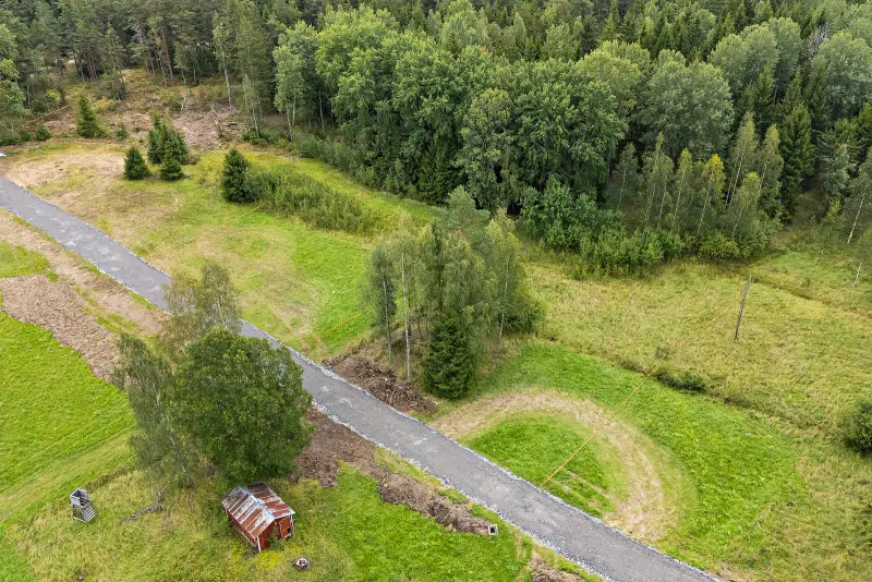 Land / plot, 1823 m² in Bro
