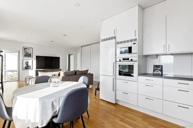 Apartment, 2 rooms, 63 m² in Örebro