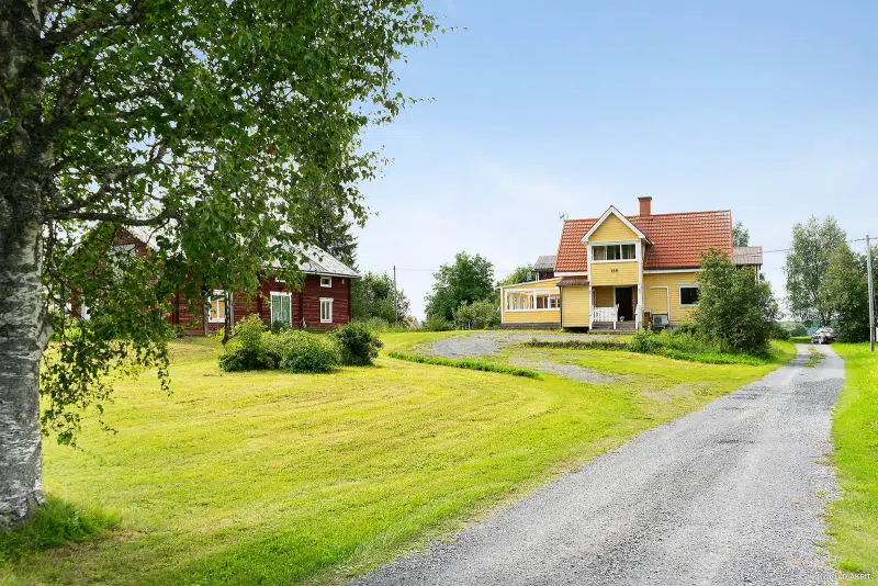 House, 3 rooms, 129 m² in Jämtland