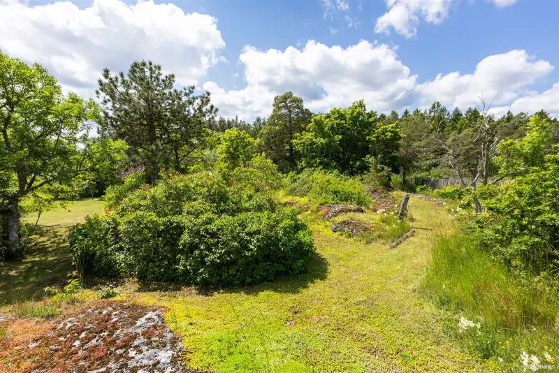 Tomt / mark, 1355 m² i Ljugarn