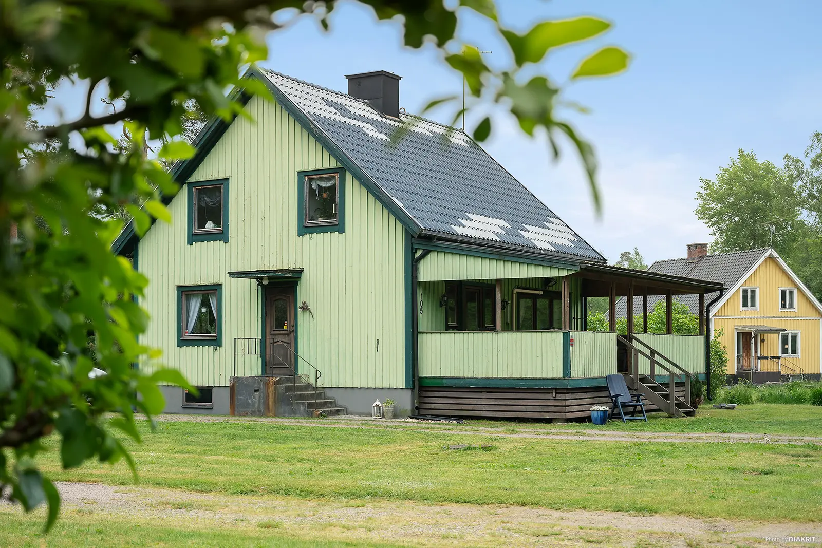 Image 1 of 18 of Övregård 105