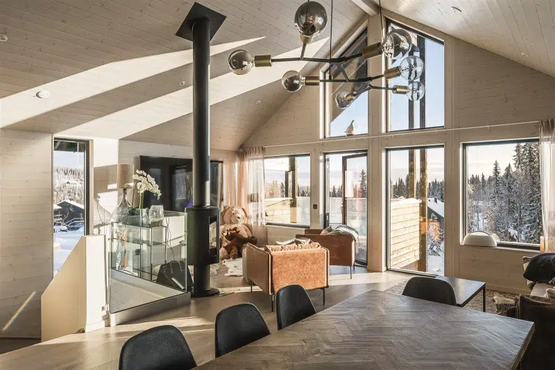 Lägenhet, 5 rum, 117 m² i Jämtland