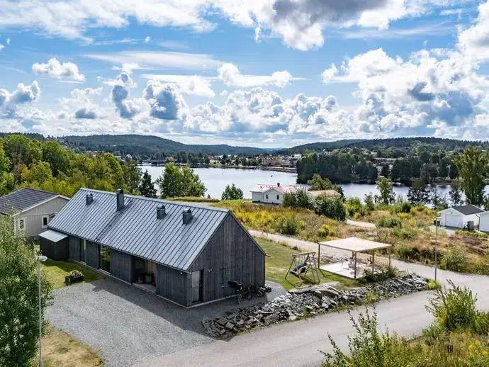 Villa, 6 rum, 182 m²