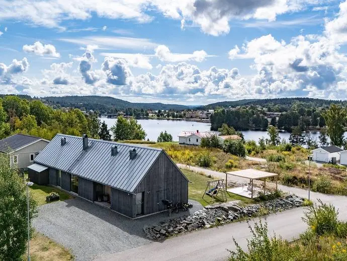 Bild 1 av 21 på Krutbacken 1