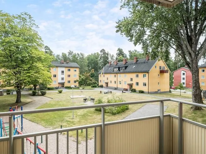 Image 1 of 14 of Ringvägen 46, 2tr