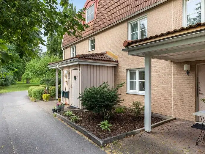 Lägenhet, 2 rum, 75 m²