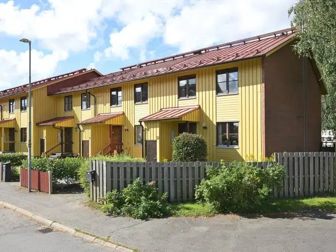 Semi-detached/terraced, 4 rooms, 120 m²