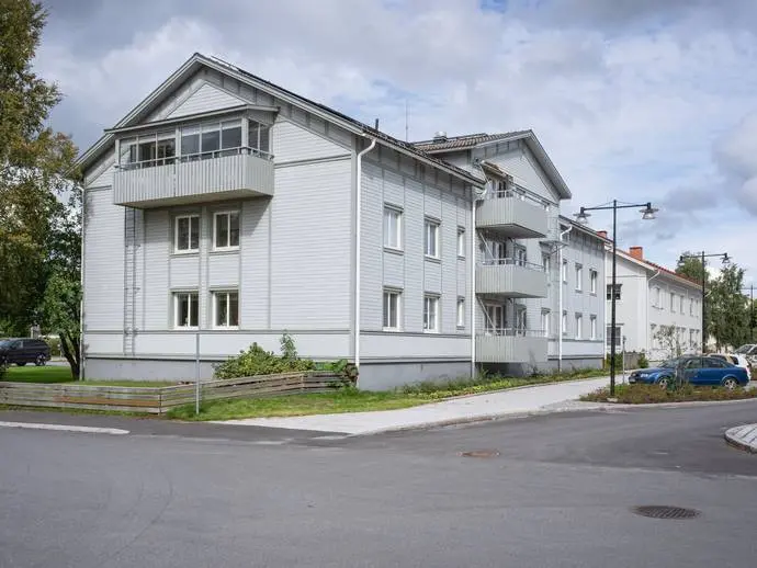Image 1 of 20 of Brogatan 6