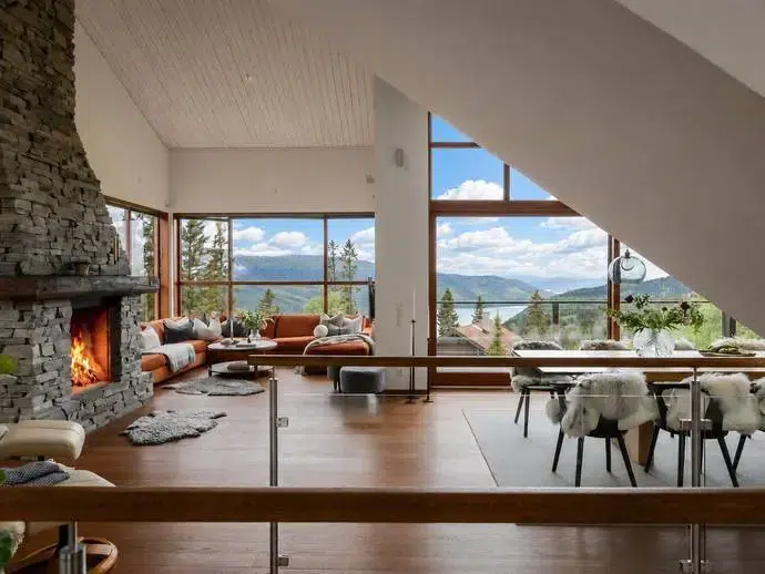 Villa, 8 rum, 310 m²