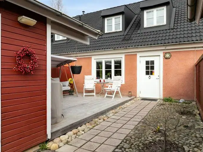 Par-/radhus, 5 rum, 127 m²