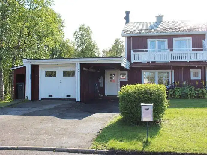 Apartment, 5 rooms, 123 m²