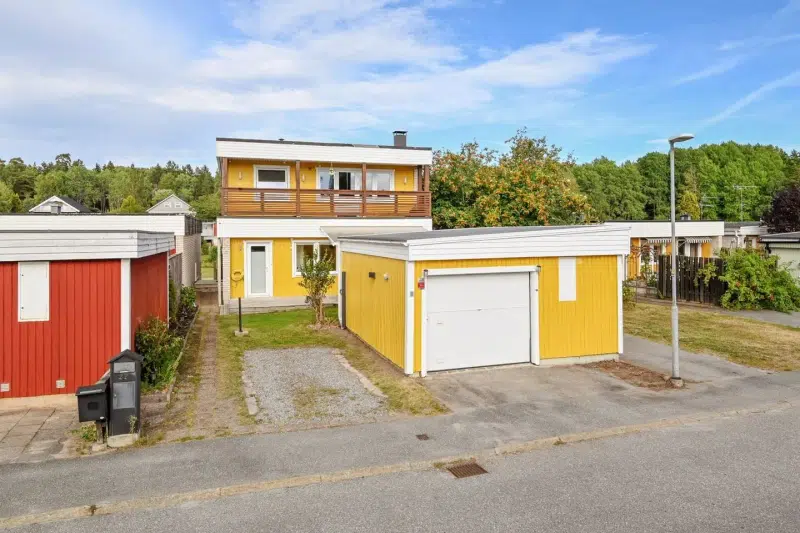 Villa, 6 rum, 179 m² i Upplands Väsby