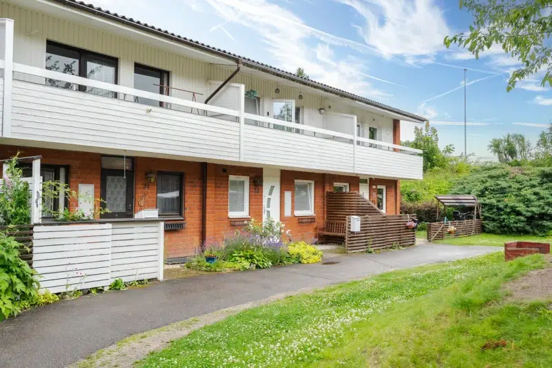 Semi-detached/terraced, 5 rooms, 93 m² in Norrköping