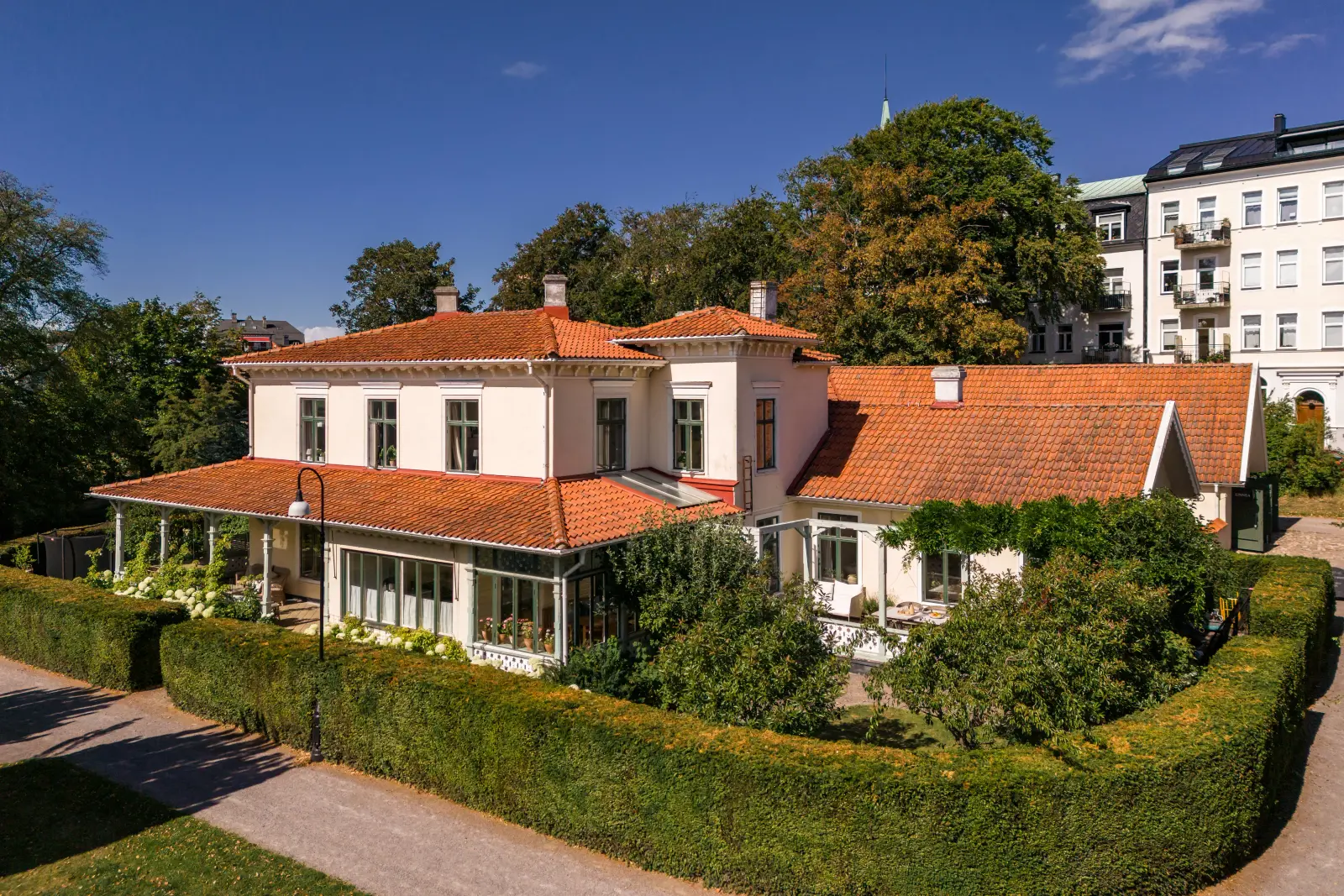 Bild 1 av 41 på Vikingsgatan 2