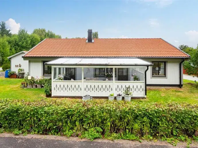 House, 3 rooms, 106 m²