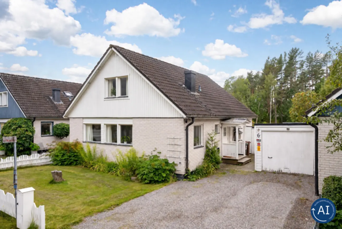 Bild 1 av 38 på Norra Höglundavägen 6