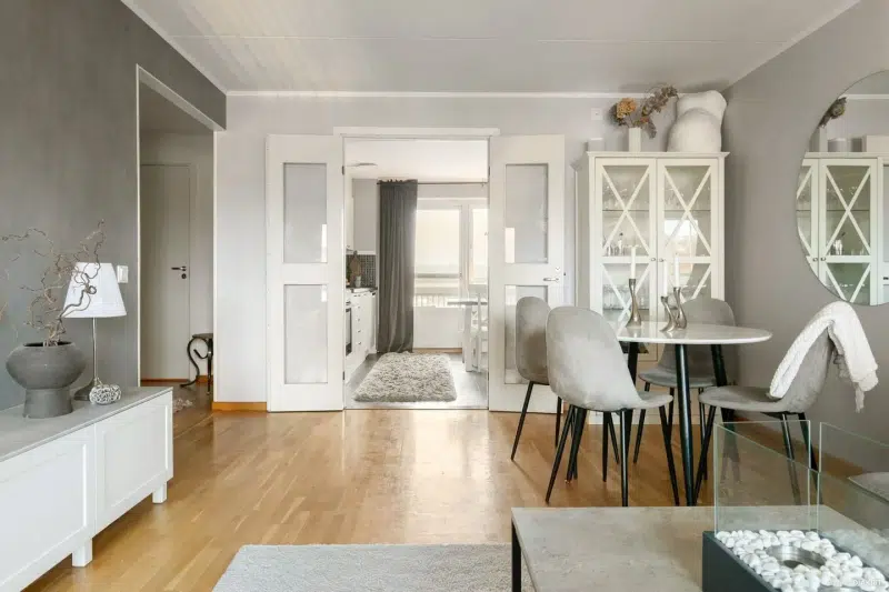 Apartment, 3 rooms, 92 m² in Salem