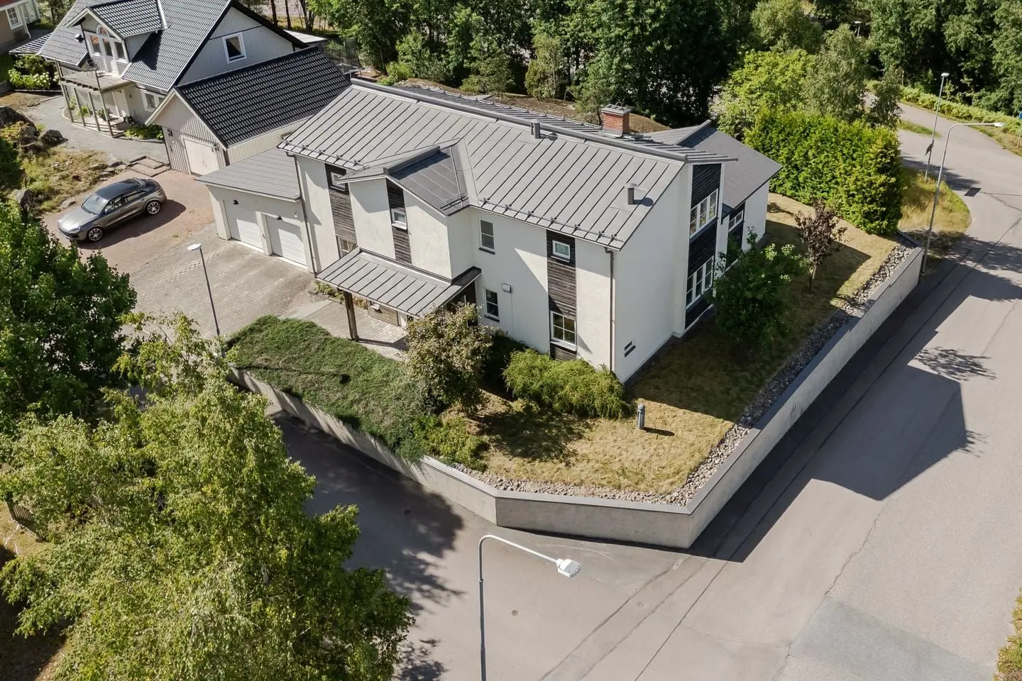 Bild 1 av 40 på Galaxgatan 2